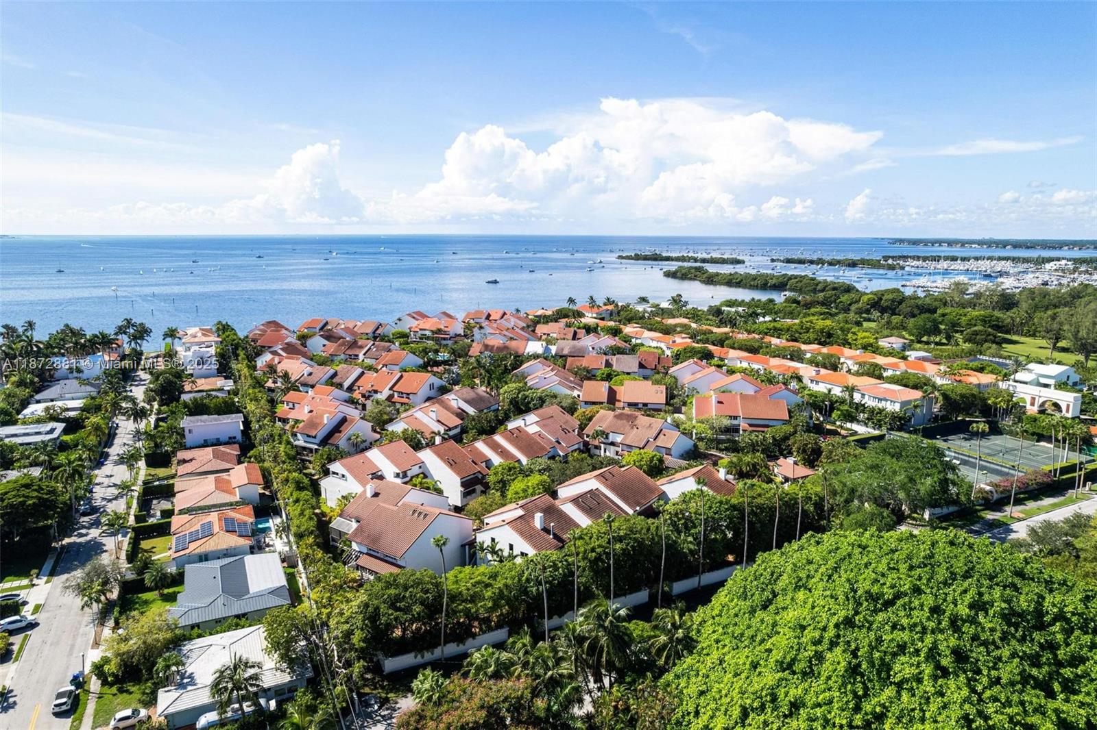 L HERMITAGE - Residential