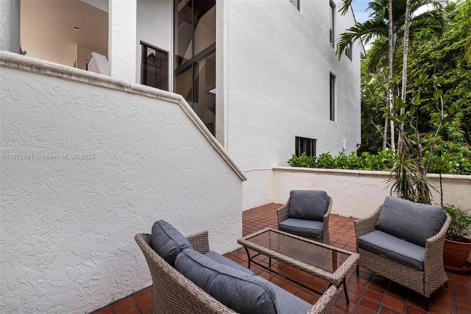 L HERMITAGE - Residential