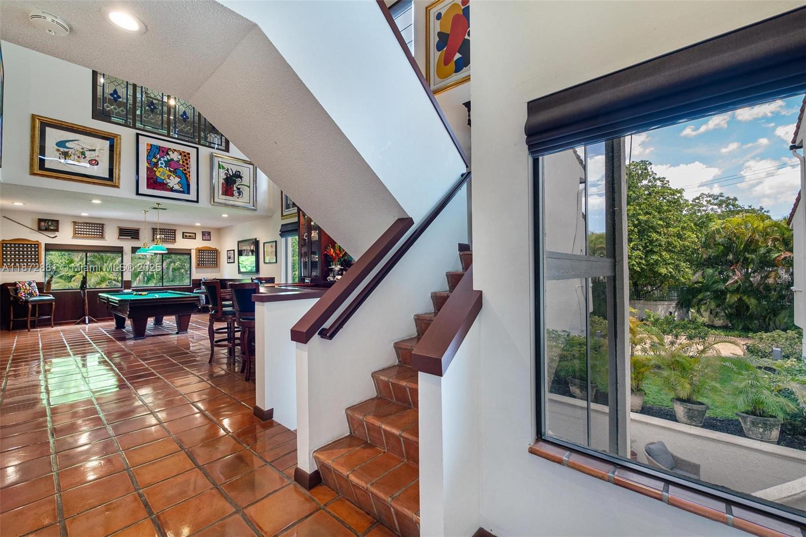 L HERMITAGE - Residential