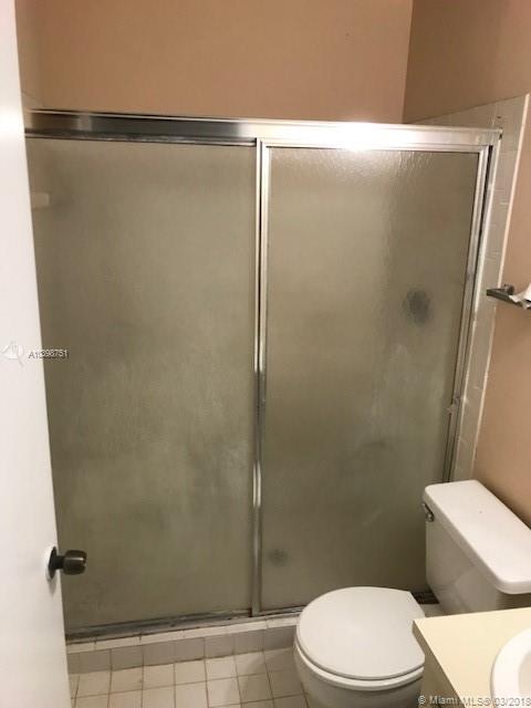 NORTH GARDEN VILLAS INC C - Residential Lease