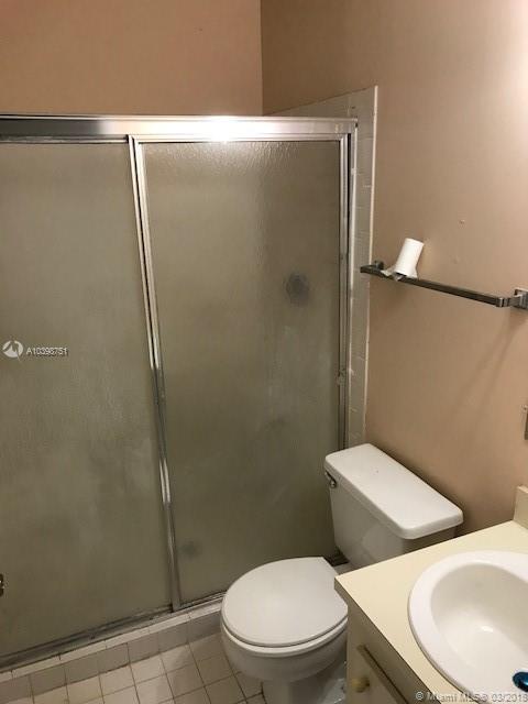 NORTH GARDEN VILLAS INC C - Residential Lease