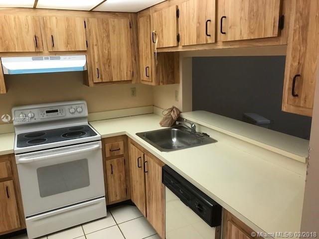 NORTH GARDEN VILLAS INC C - Residential Lease