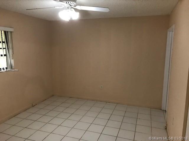 NORTH GARDEN VILLAS INC C - Residential Lease