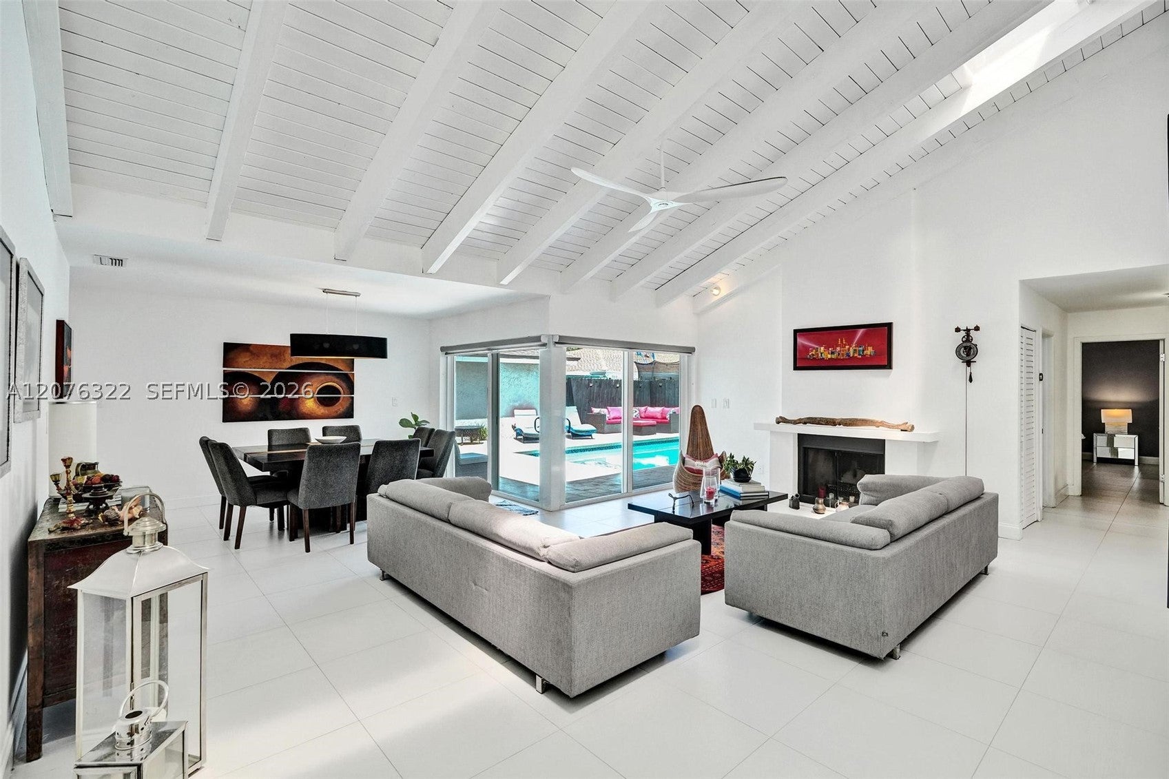 18 Boxwood Rd