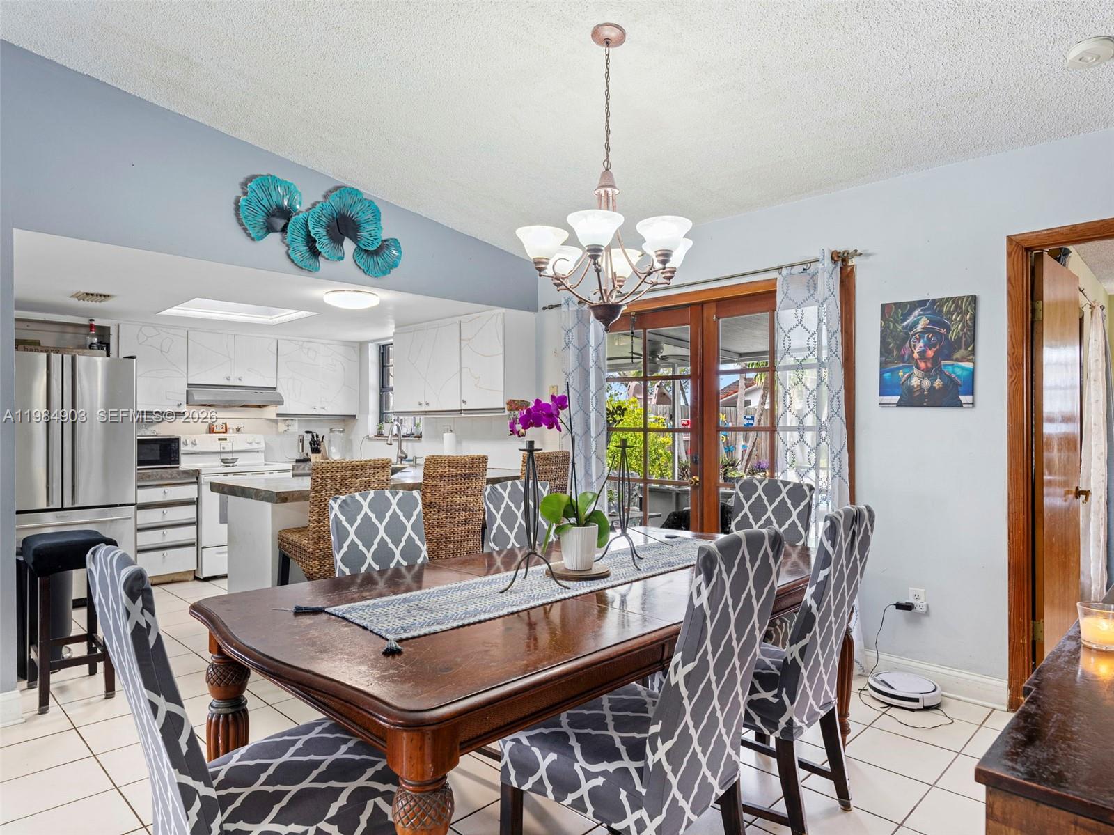 WEST MIAMI PART 2 - Residential