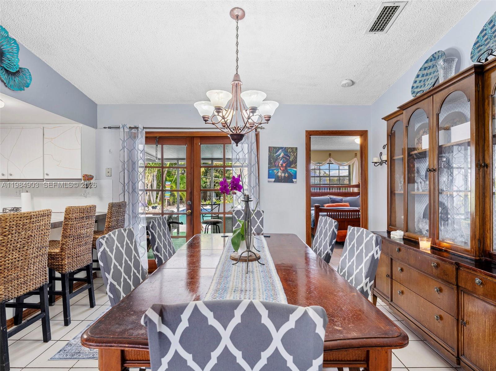 WEST MIAMI PART 2 - Residential