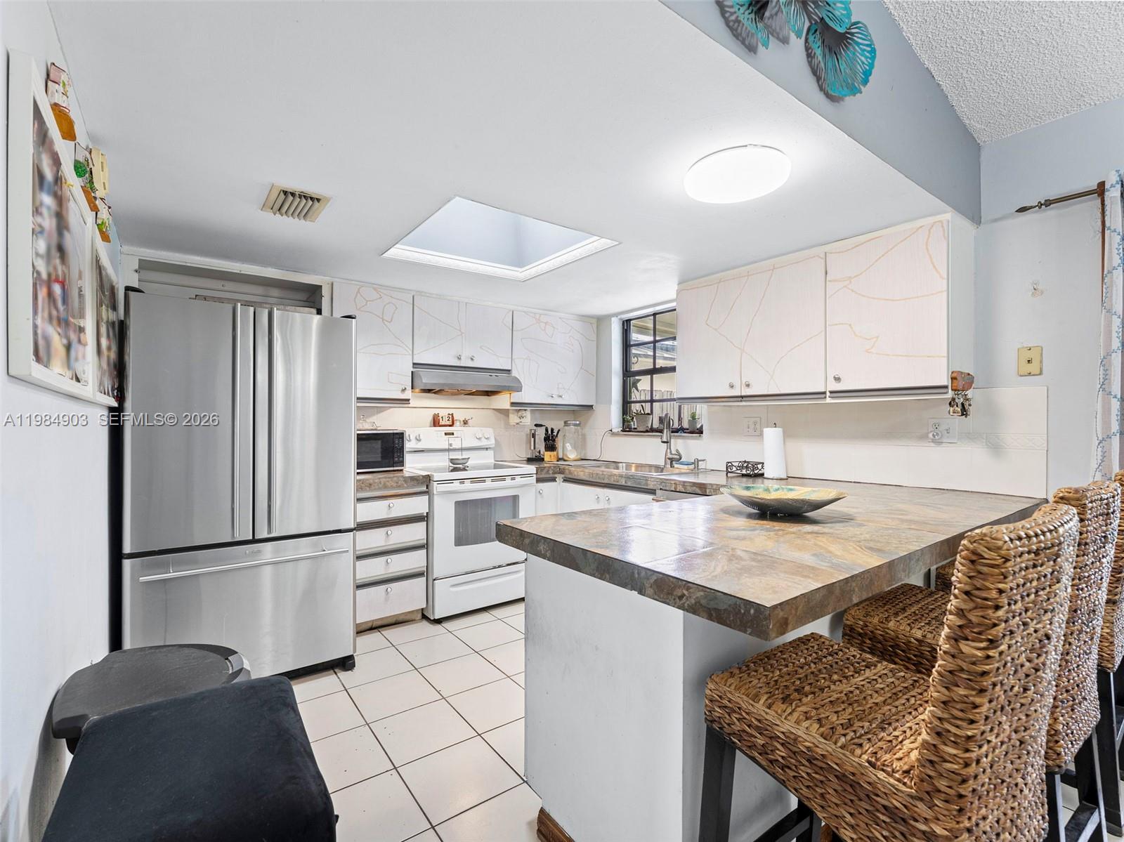 WEST MIAMI PART 2 - Residential