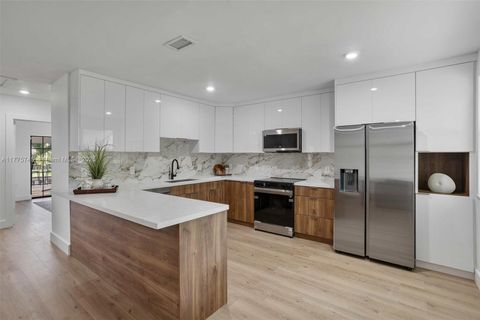 5860 SW 13th St Plantation FL 33317