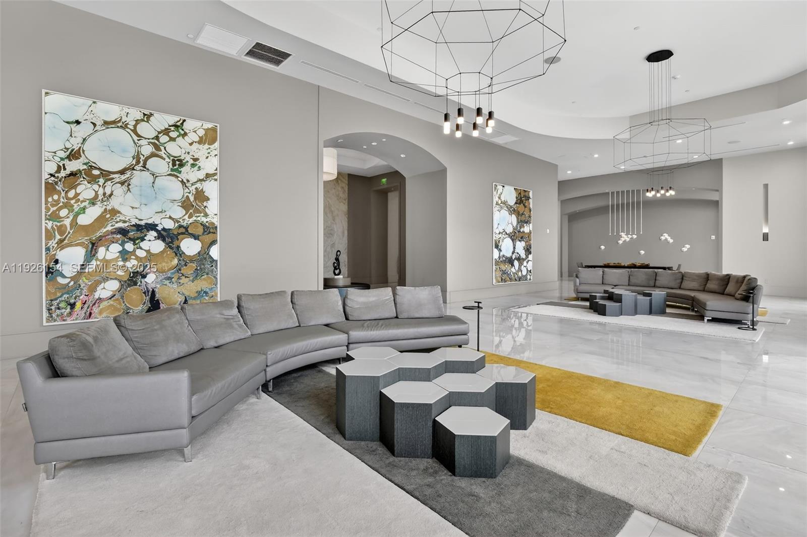 THE PENINSULA II CONDO - Residential Lease