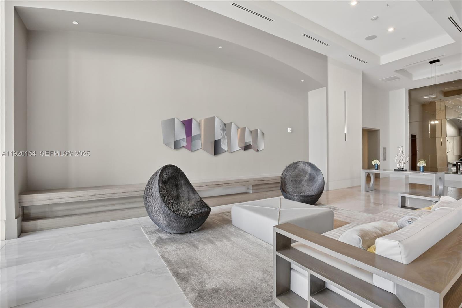 THE PENINSULA II CONDO - Residential Lease