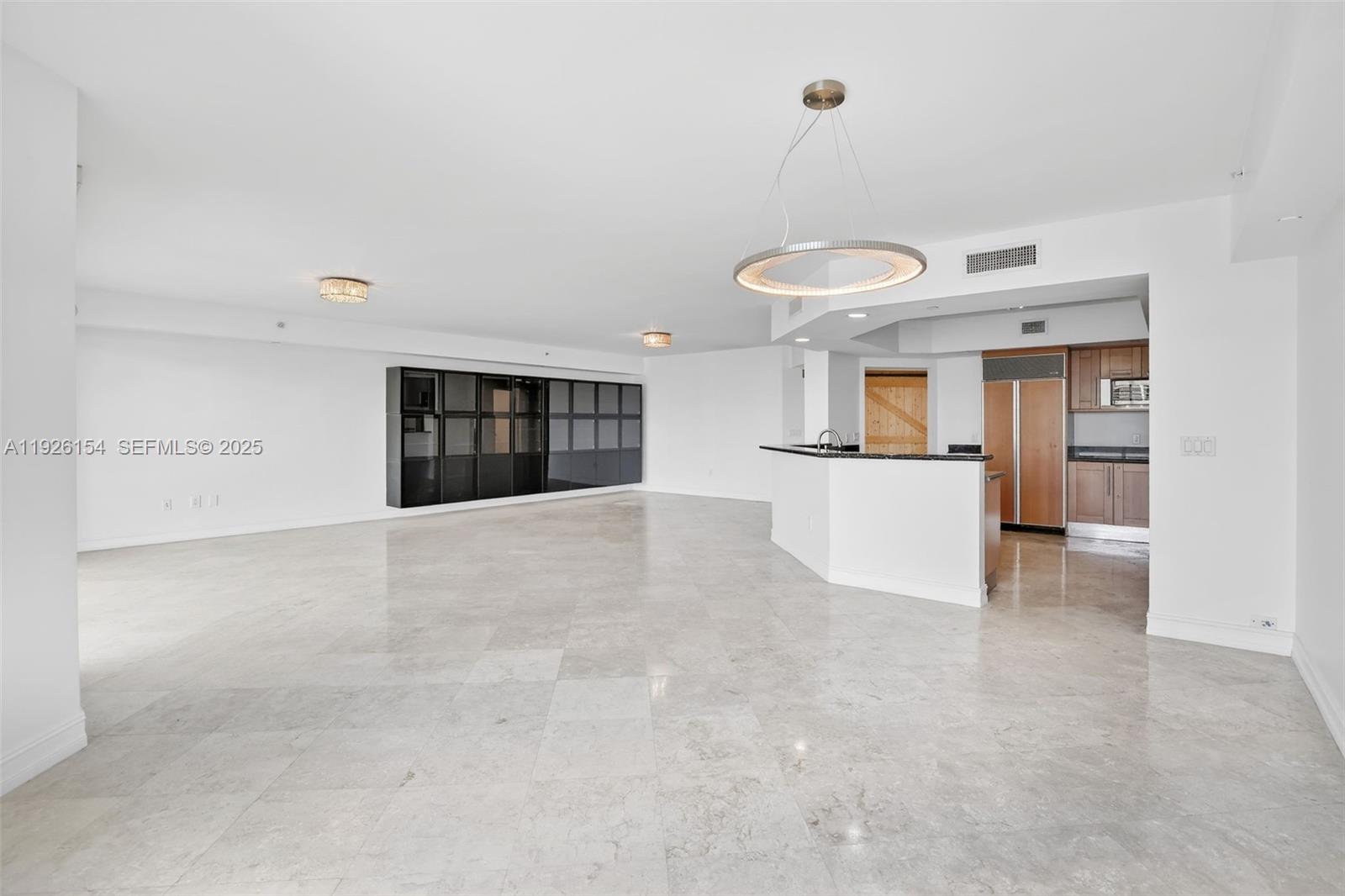 THE PENINSULA II CONDO - Residential Lease