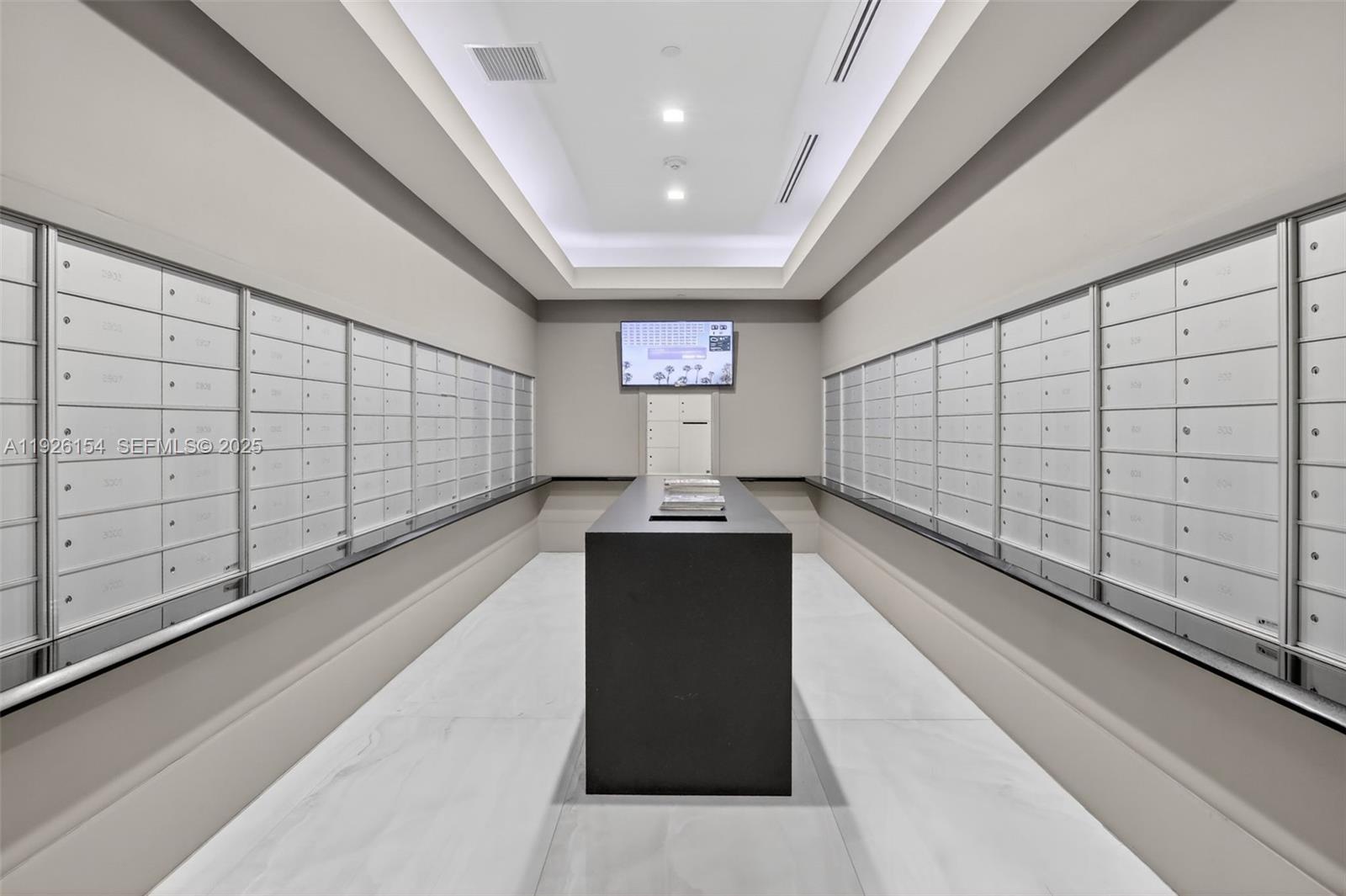 THE PENINSULA II CONDO - Residential Lease