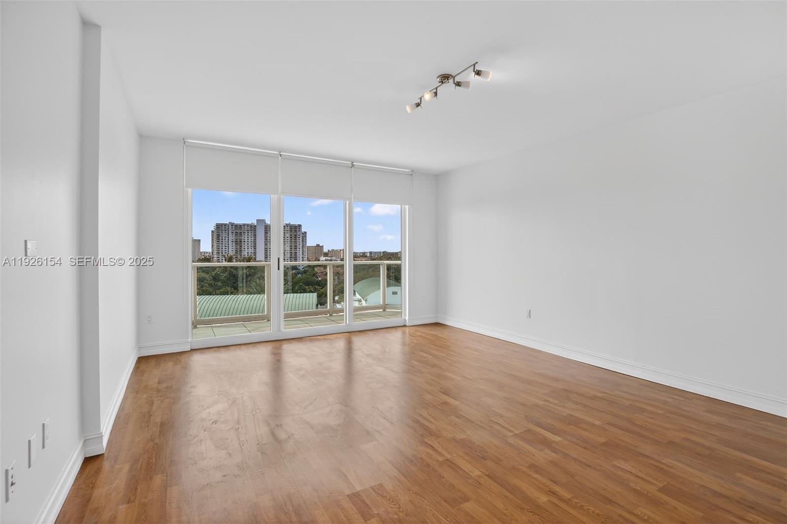 THE PENINSULA II CONDO - Residential Lease