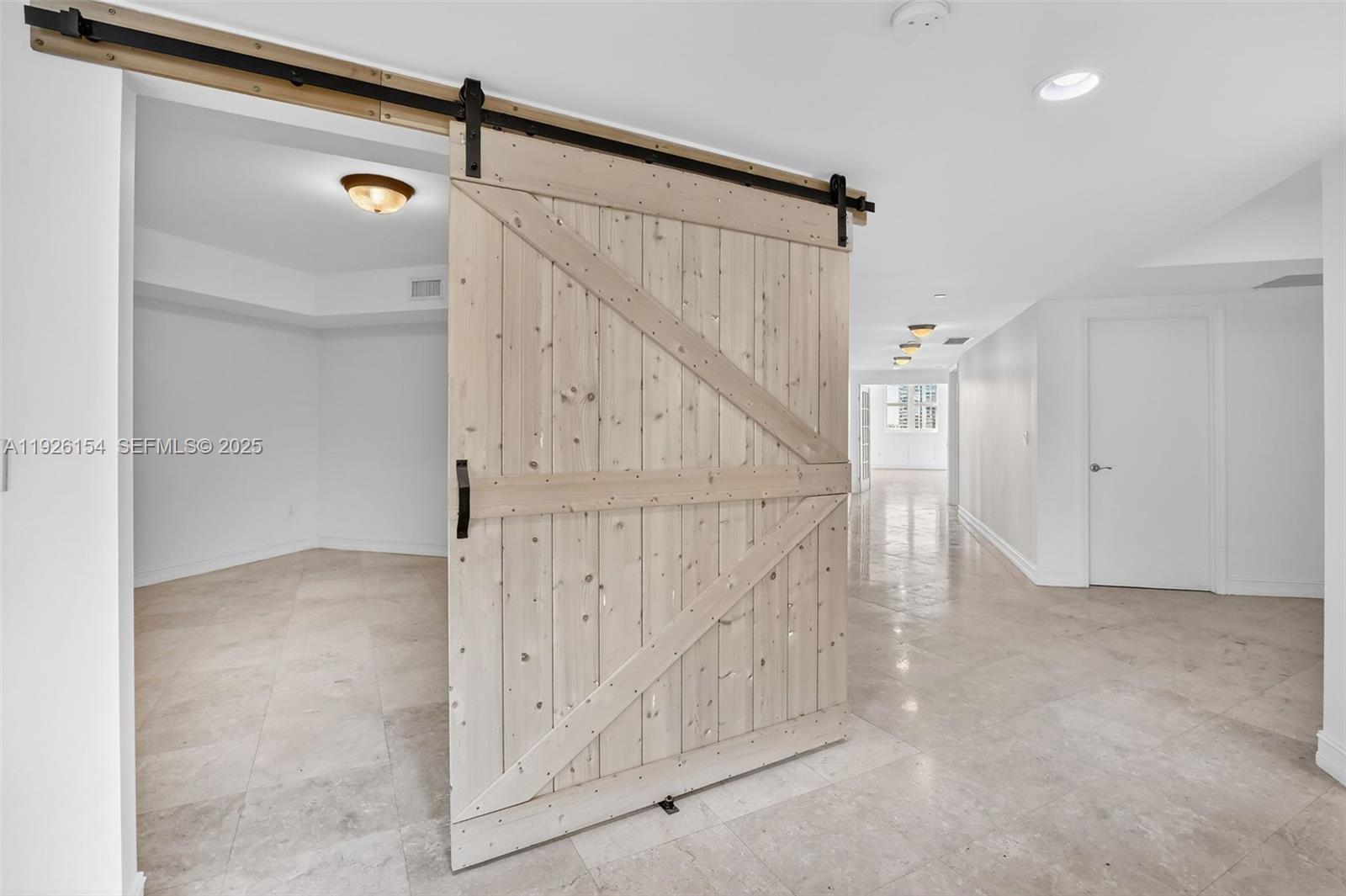 THE PENINSULA II CONDO - Residential Lease