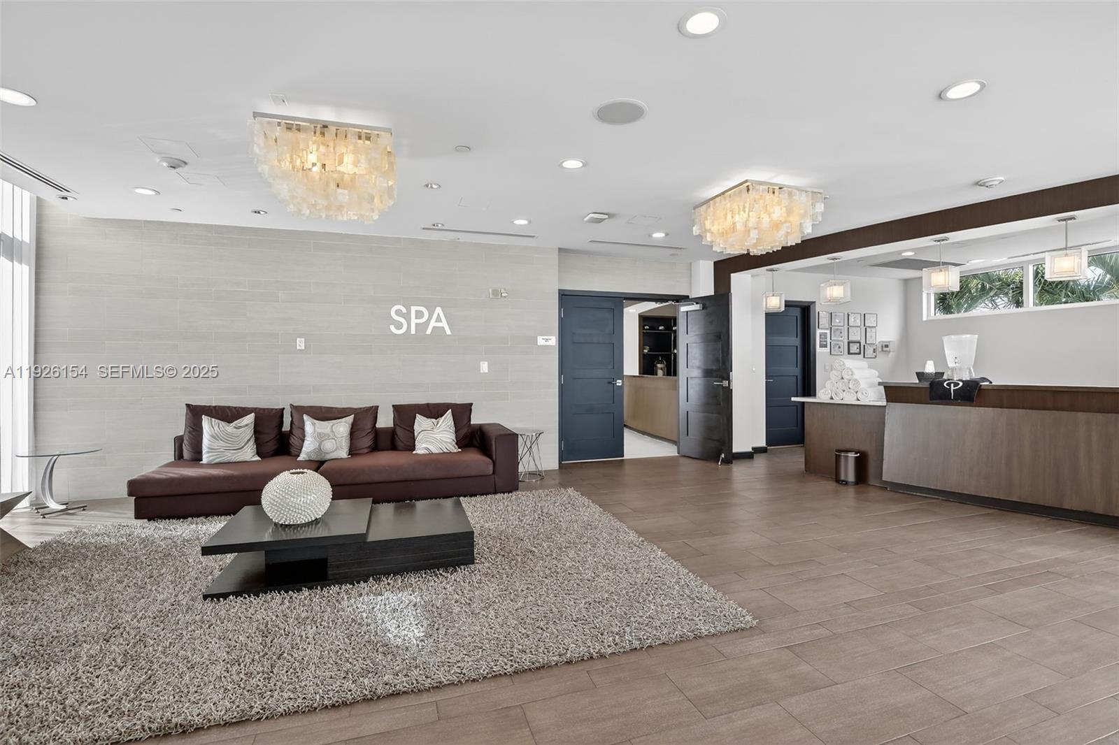 THE PENINSULA II CONDO - Residential Lease