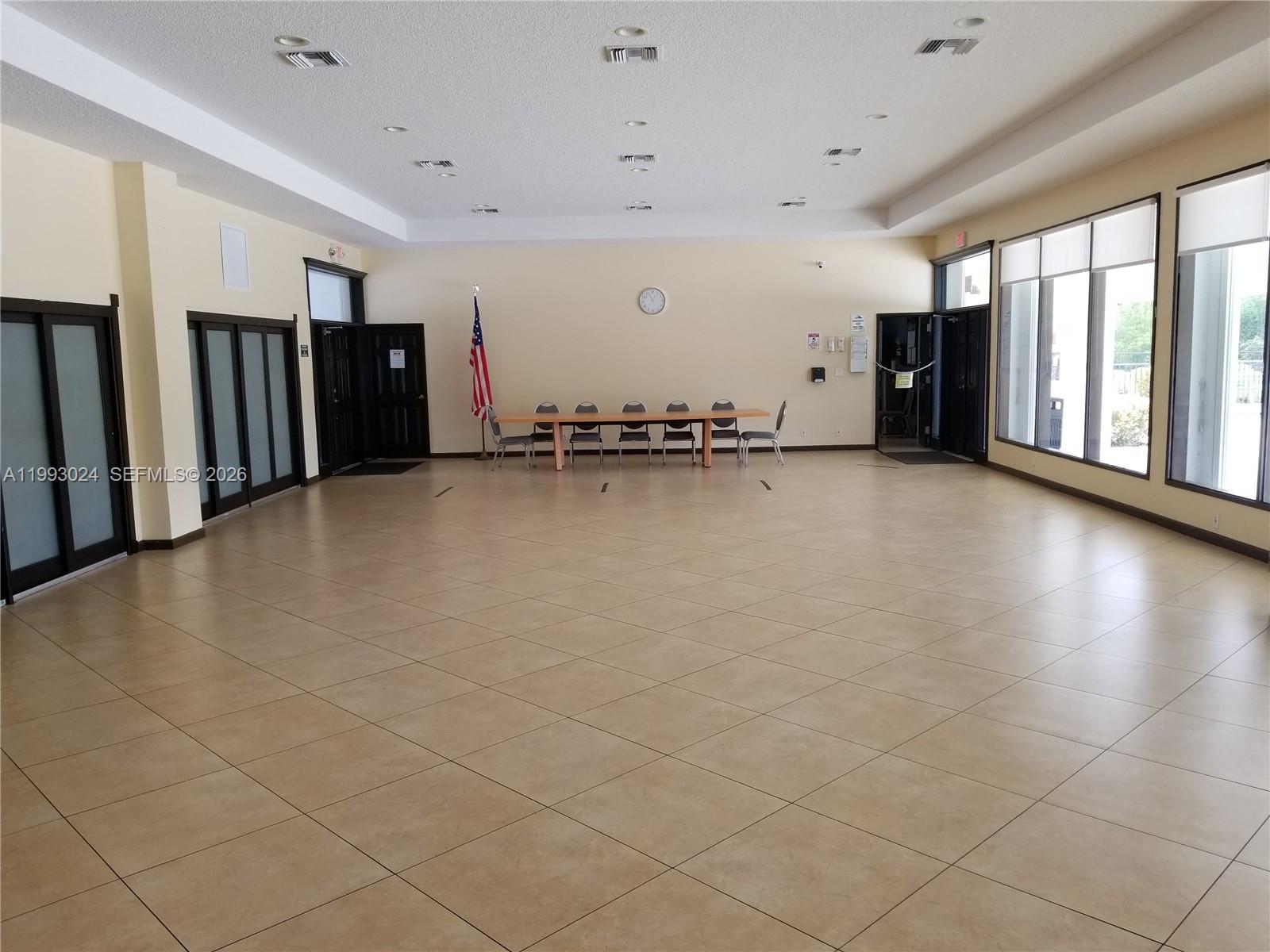 ENSENADA CONDO BLDG E-II - Residential