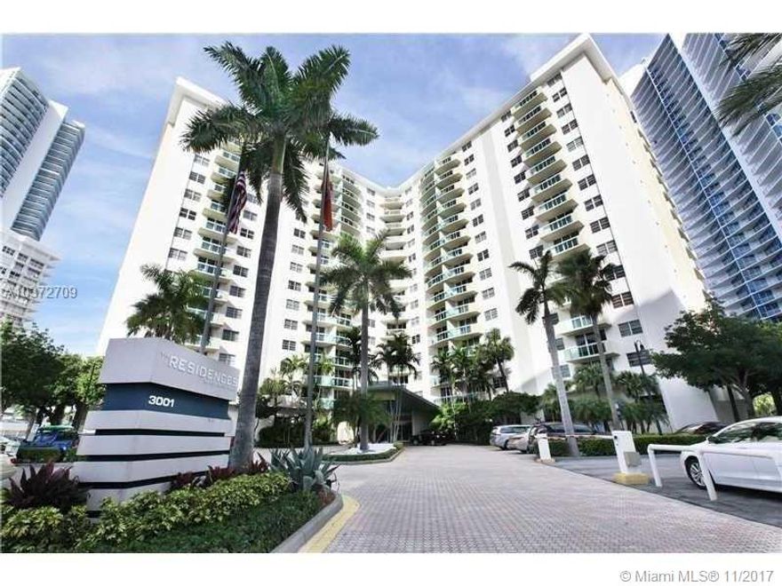 Cozy unit on first floor art Deco cement floor! Big balcony, walking closet. Best building in the area!!!. Live the ocean!! Direct ocean access, sauna, gym,  Jacuzzi, steam room, pool, cabanas, tiki bar, convenient store.  Finger prints security entrance. You don't pay A/C, electricity only!! Brand New A/C.
Contact listing agent for showing request.