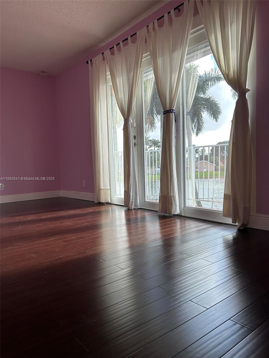 PINE LAKE - Residential Lease