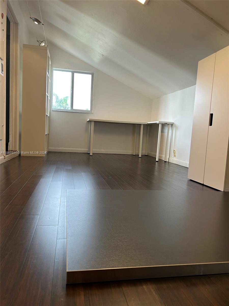 PINE LAKE - Residential Lease