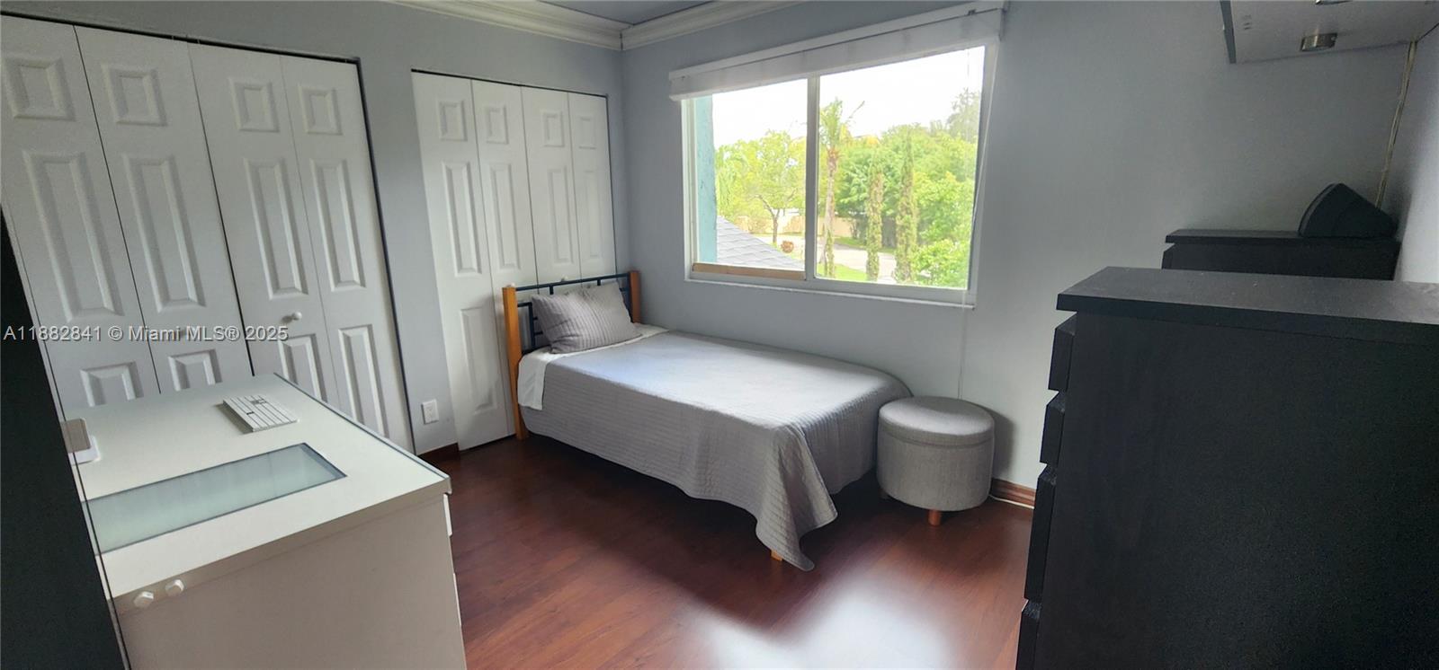 PINE LAKE - Residential Lease