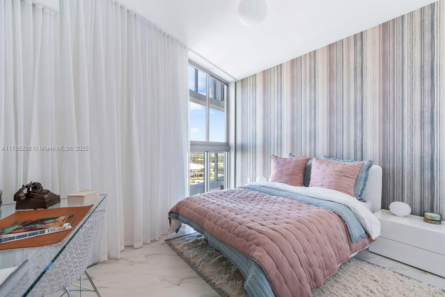 METROPICA NORTH TOWER ONE - Residential