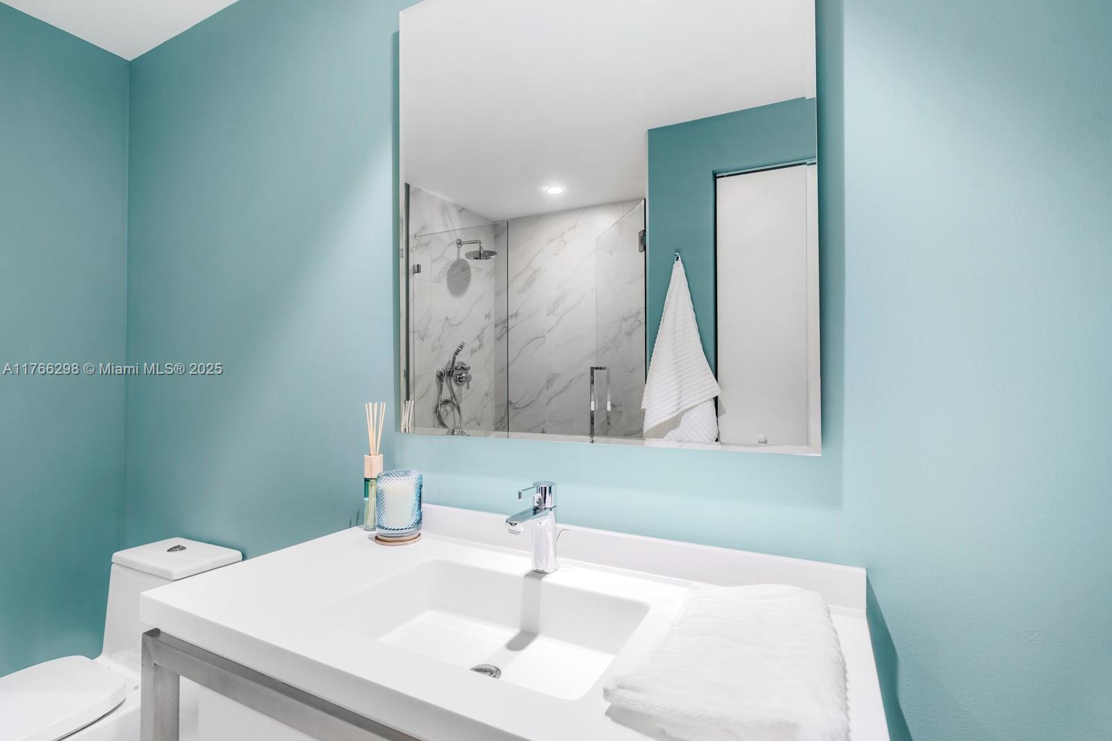 METROPICA NORTH TOWER ONE - Residential