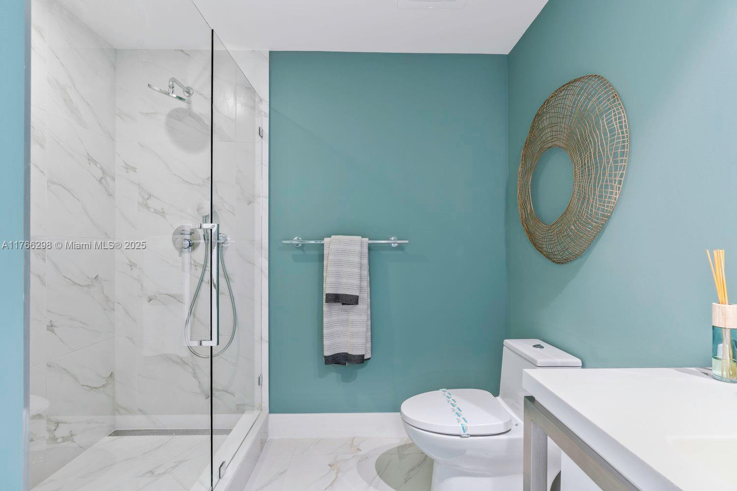 METROPICA NORTH TOWER ONE - Residential