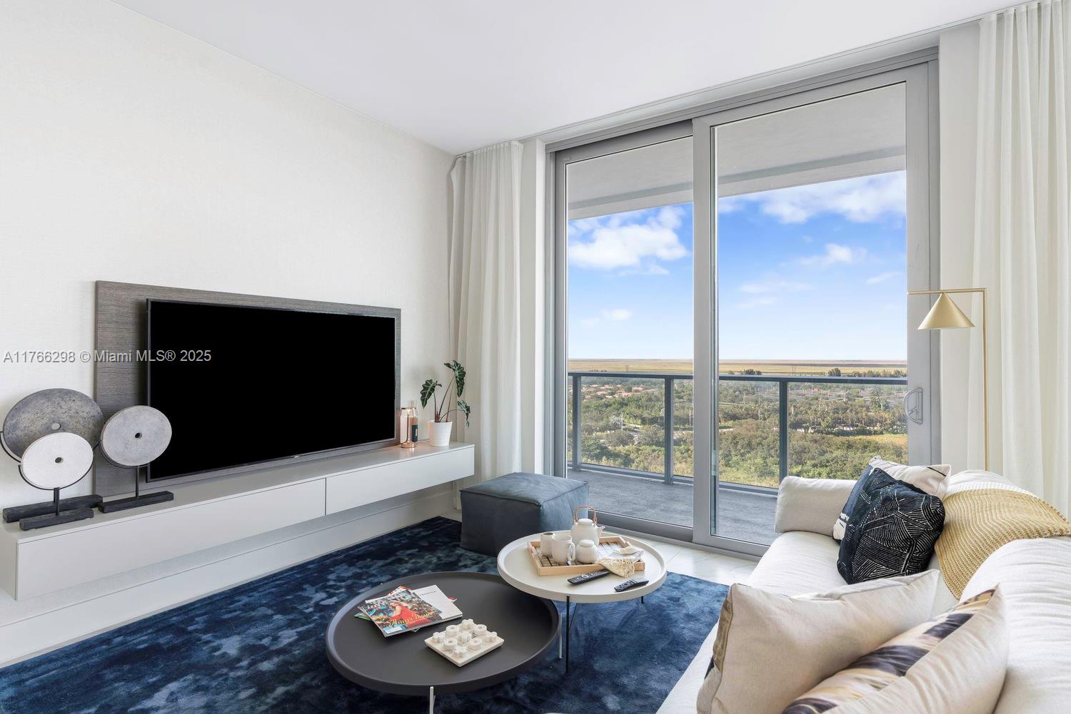 METROPICA NORTH TOWER ONE - Residential