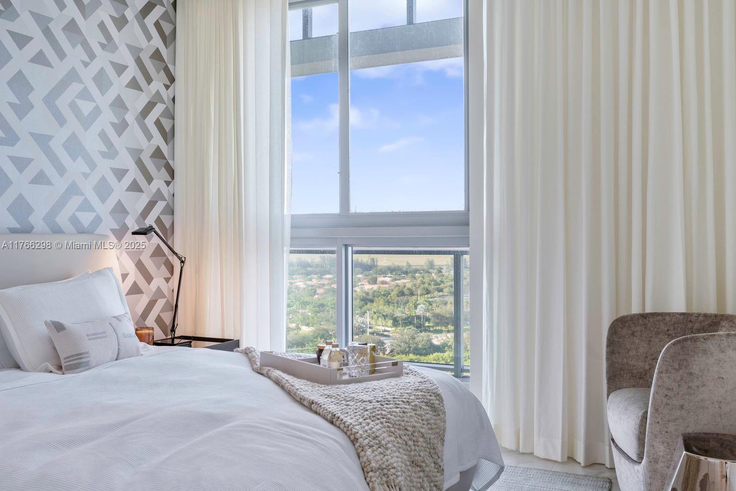 METROPICA NORTH TOWER ONE - Residential