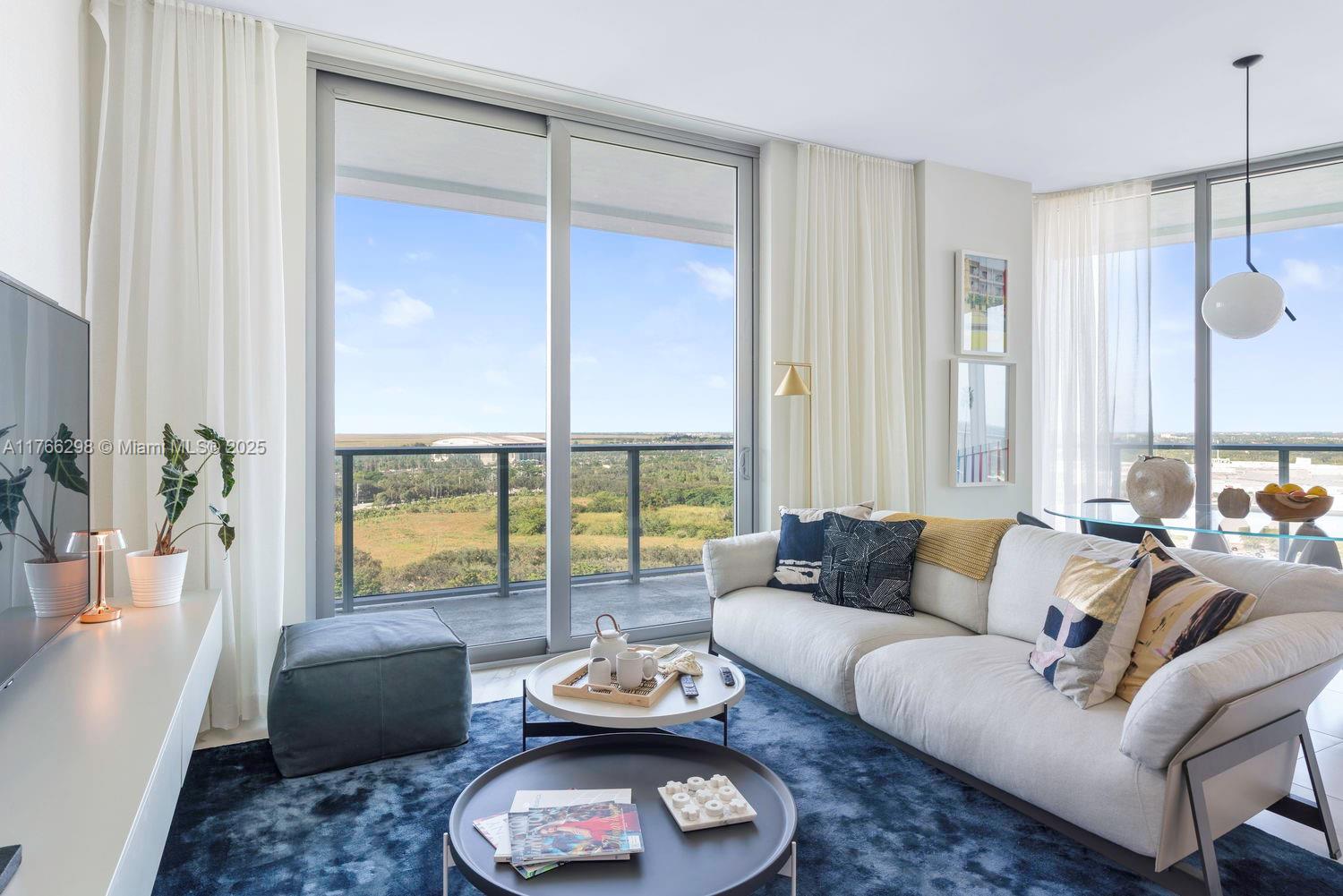 METROPICA NORTH TOWER ONE - Residential