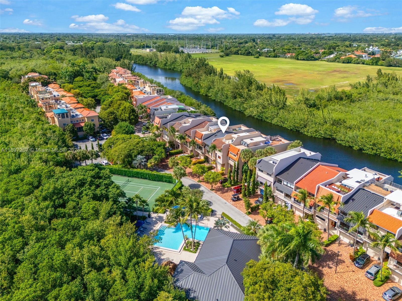 ROYAL HARBOUR YACHT CLUB - Residential Lease