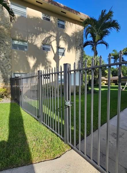 WILLOW GARDENS CONDO - Residential