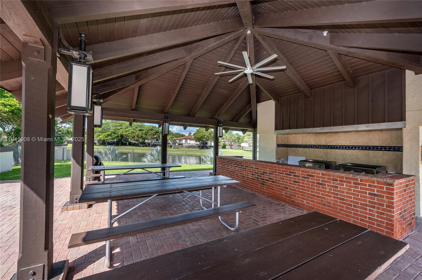 CROSSINGS VILLAGE HOMES C - Residential Lease