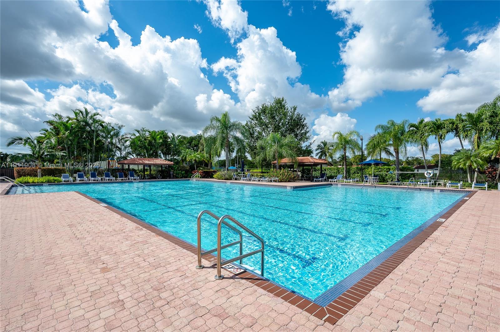 CROSSINGS VILLAGE HOMES C - Residential Lease