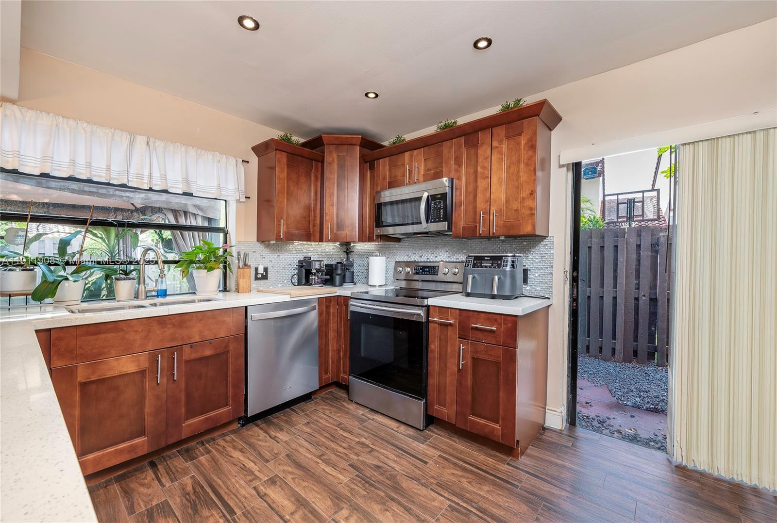 CROSSINGS VILLAGE HOMES C - Residential Lease