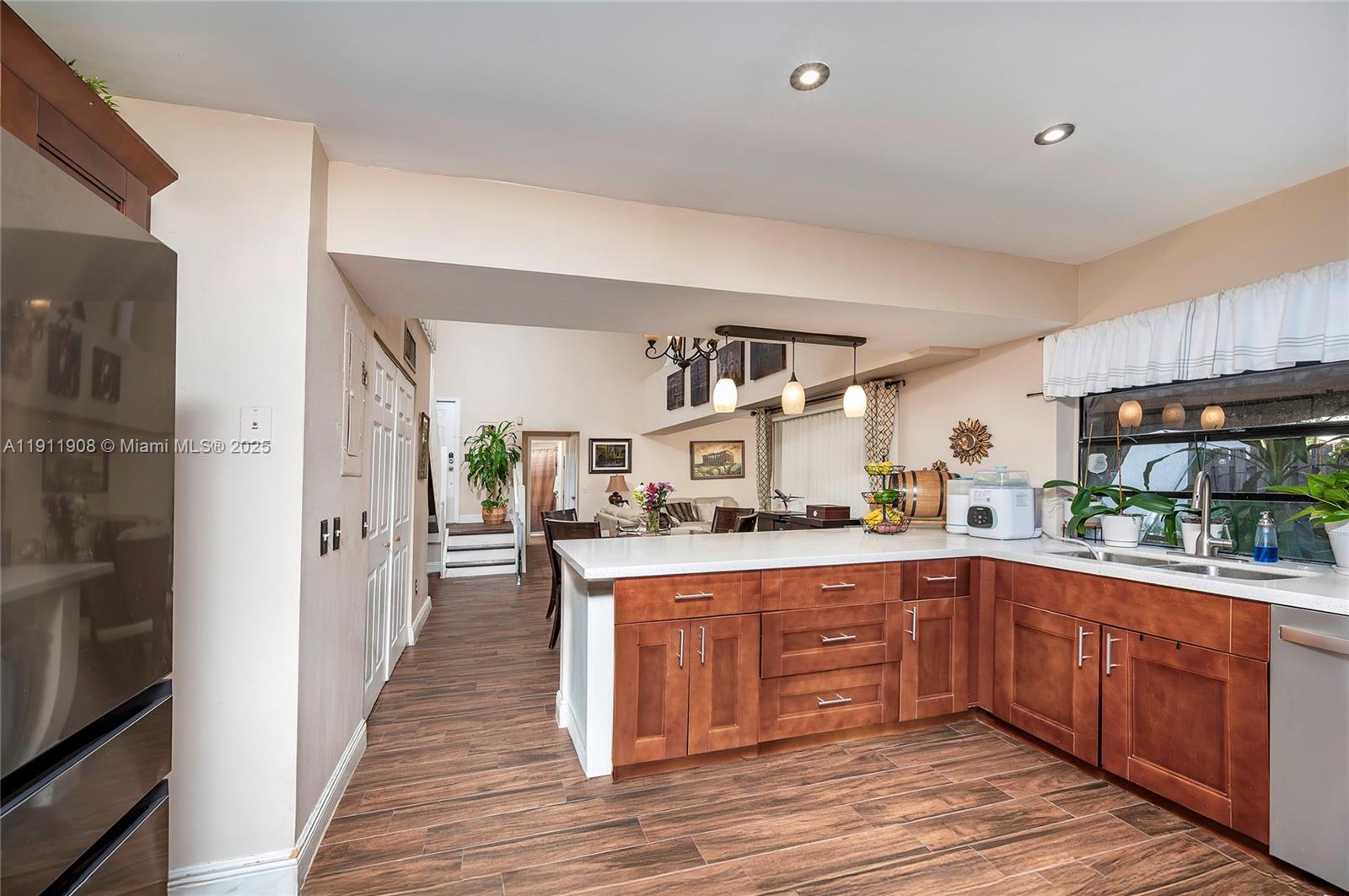 CROSSINGS VILLAGE HOMES C - Residential Lease