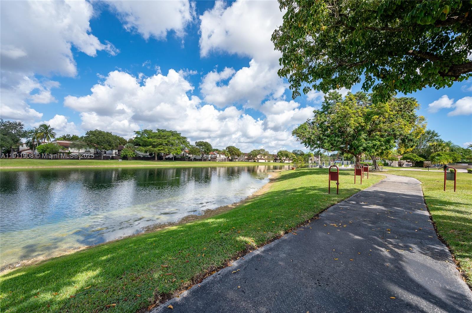 CROSSINGS VILLAGE HOMES C - Residential Lease