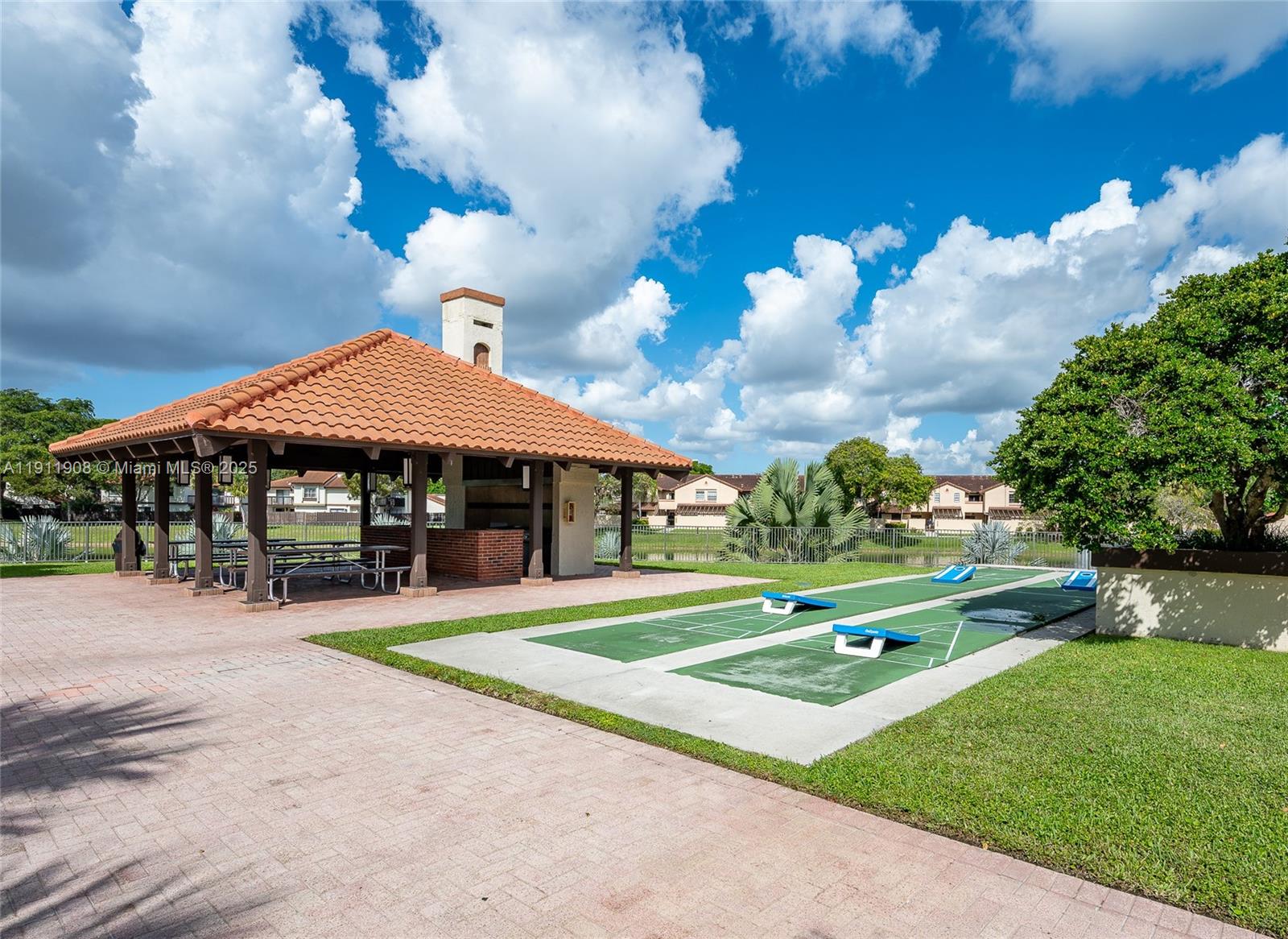 CROSSINGS VILLAGE HOMES C - Residential Lease