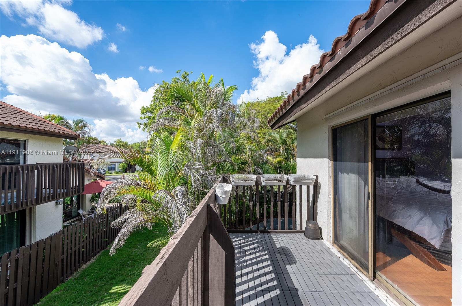 CROSSINGS VILLAGE HOMES C - Residential Lease