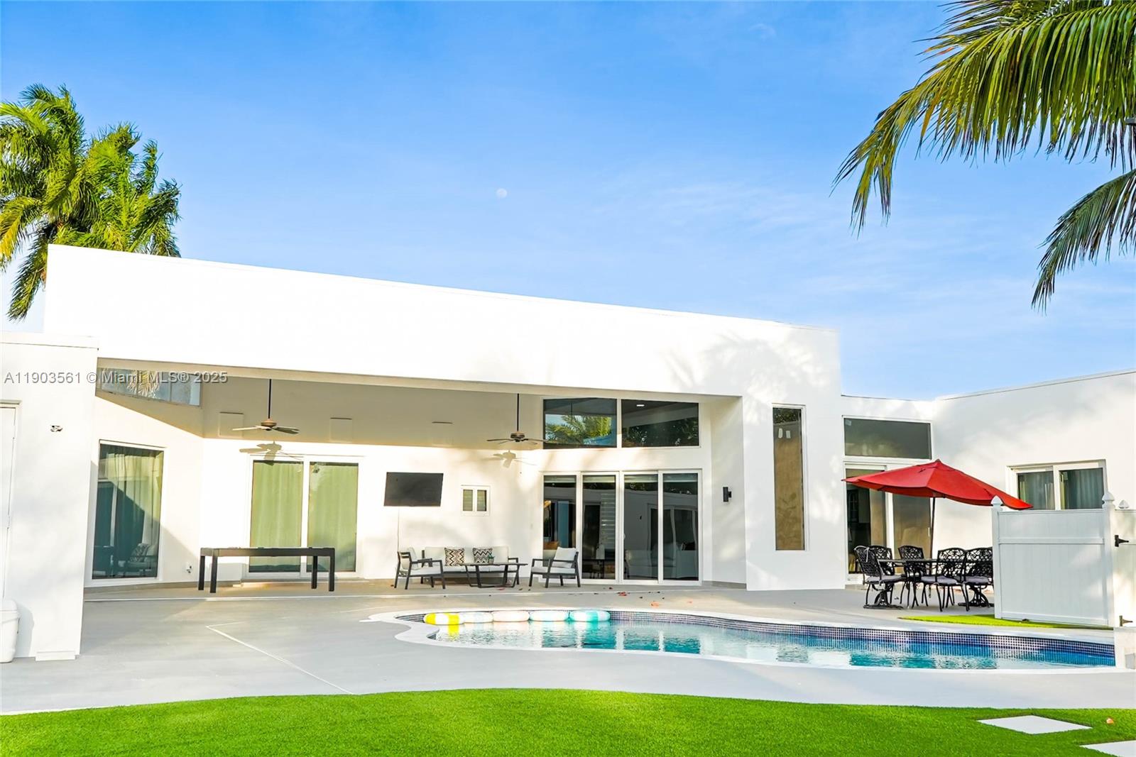 SWEETWATER ESTS SUB - Residential