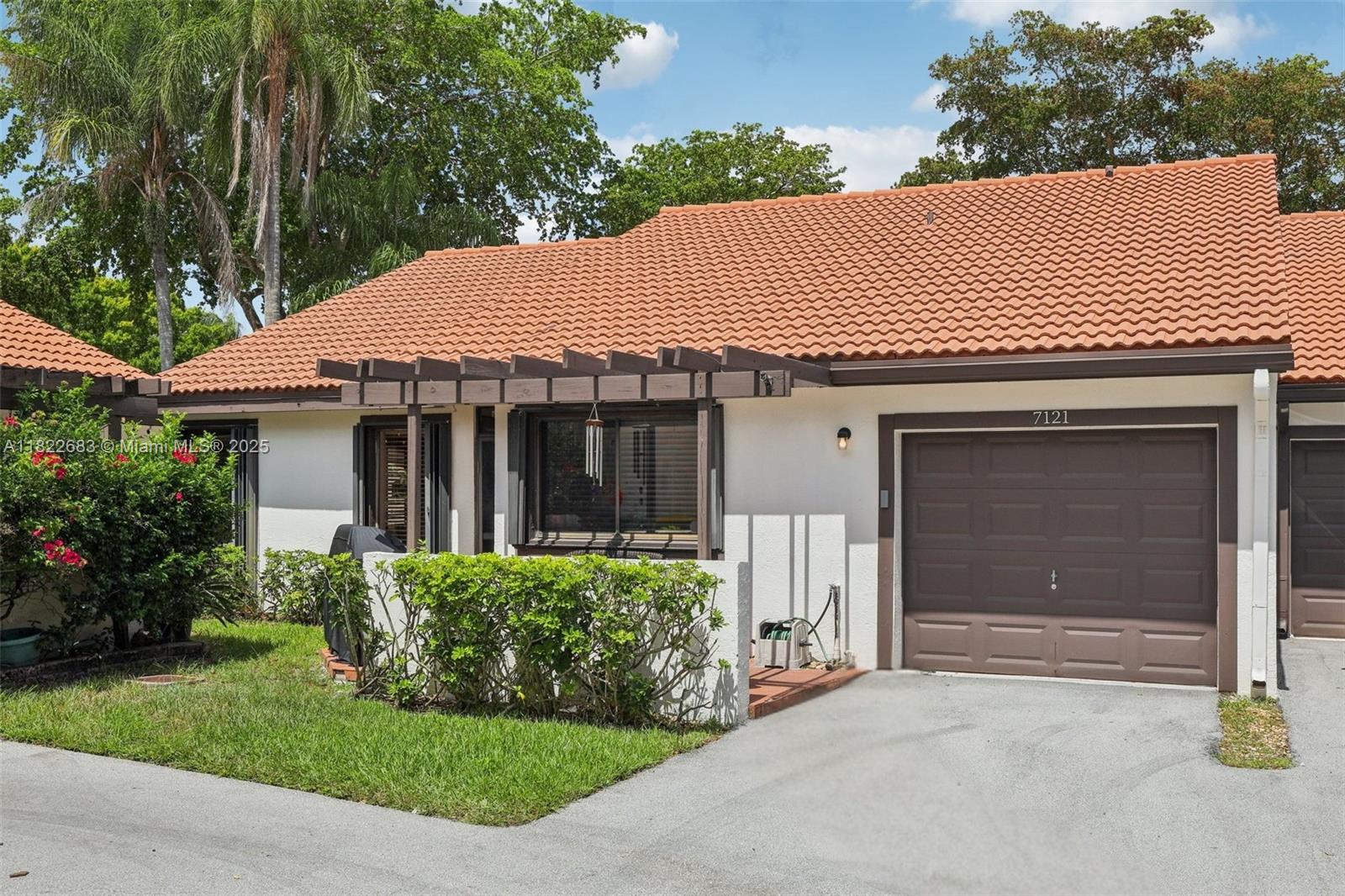 7121 Mimosa Way