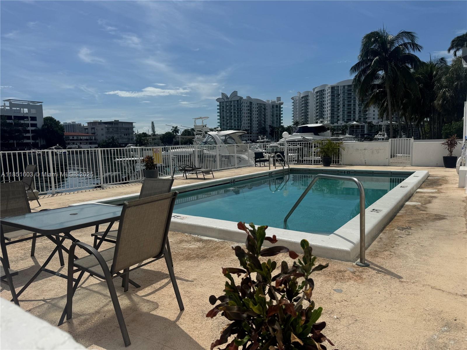 MAGALUF TOWERS CONDO - Residential