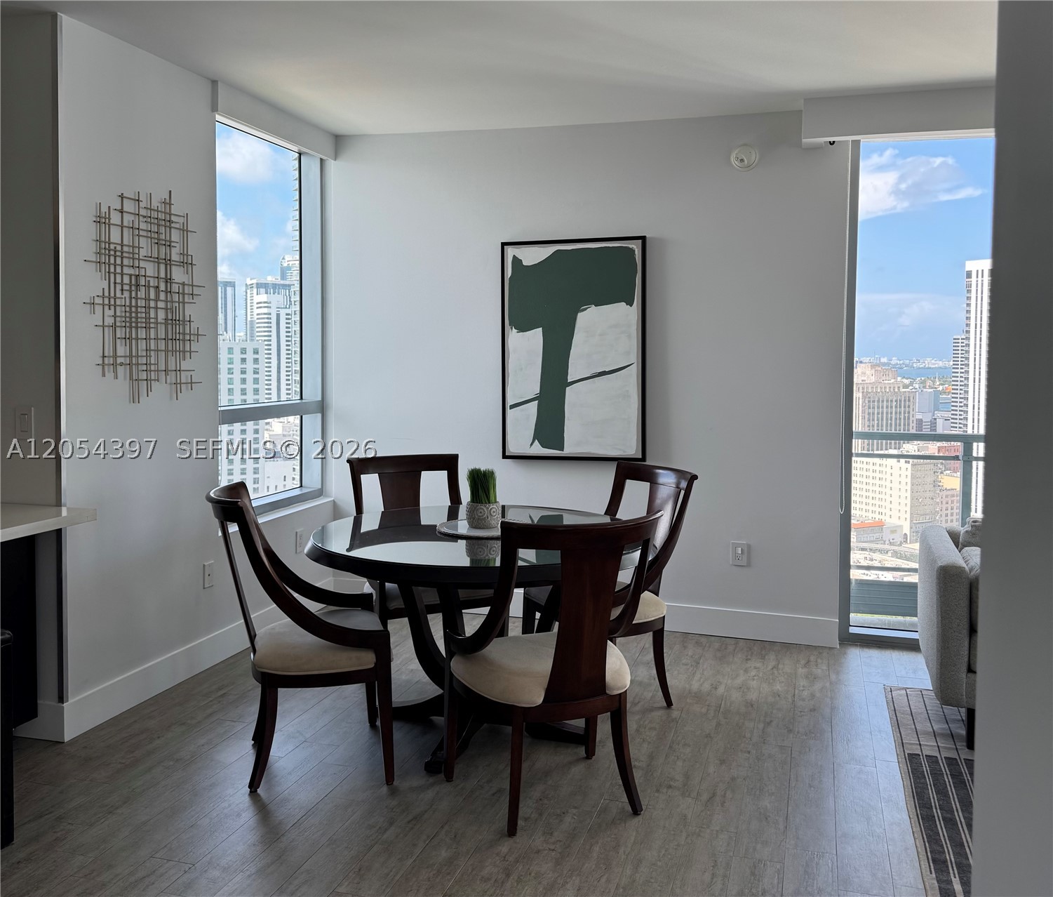 90 SW 3rd St 3004