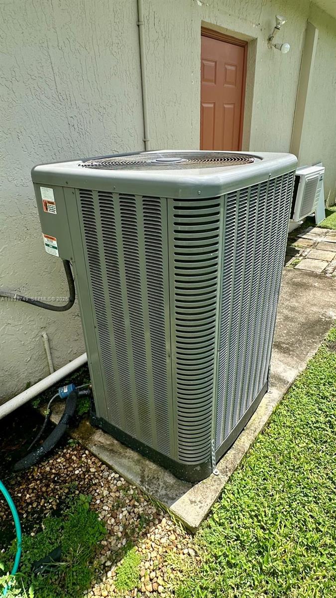 REDLANDS BEST 1ST ADDN - Residential