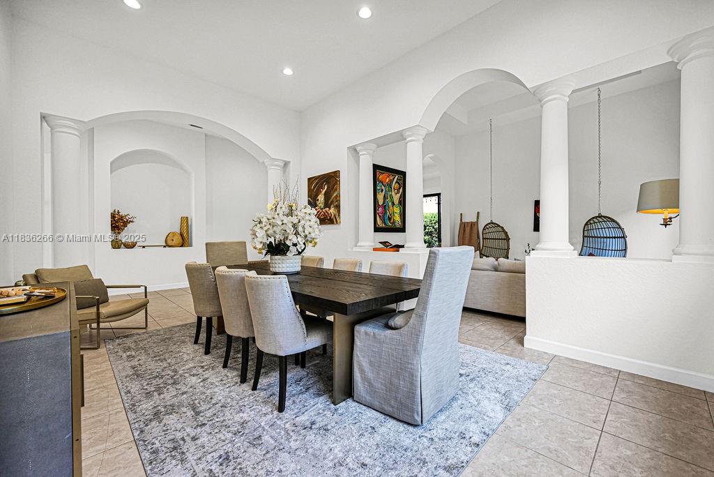 CUTLER CAY - Residential