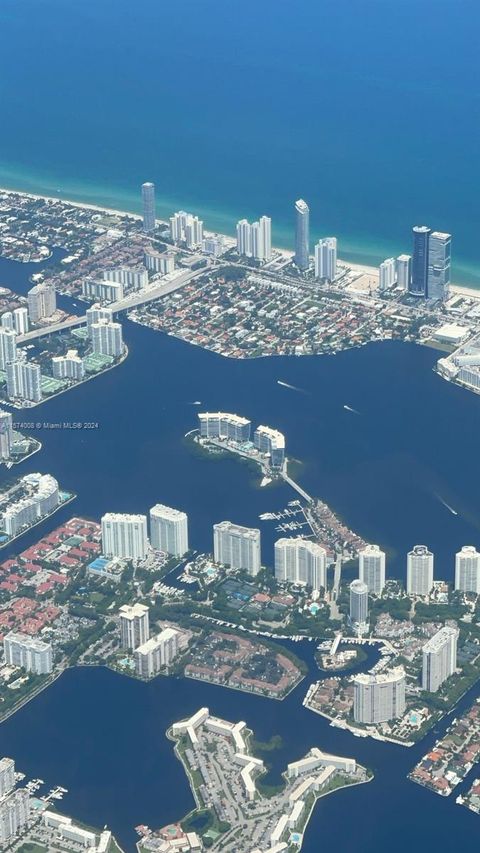 A home in Aventura