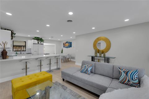 301 SE 1st Ter Pompano Beach FL 33060