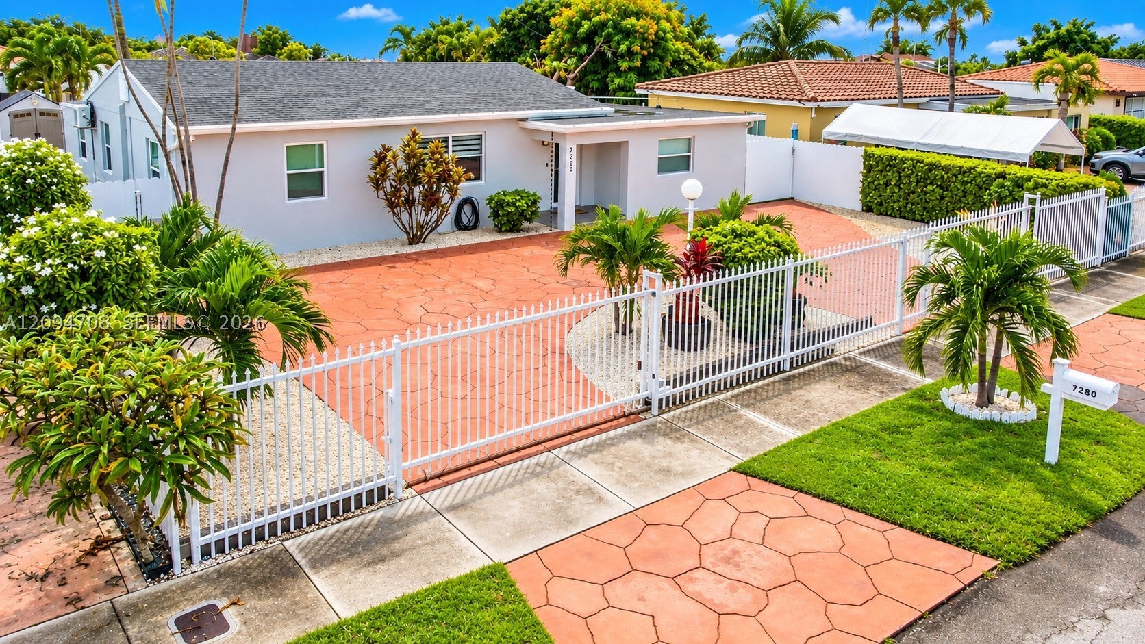 7280 SW 13th St