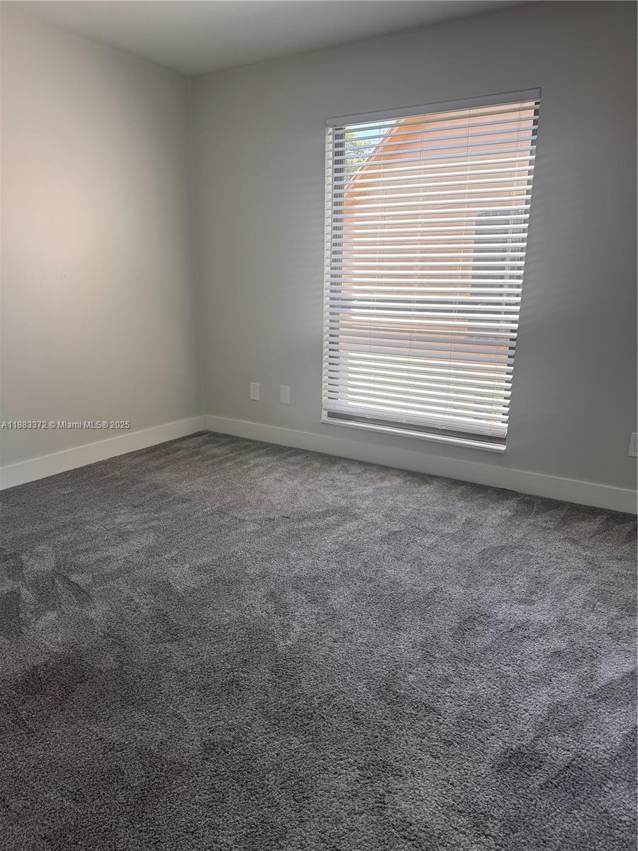 SANDTREE - Residential Lease