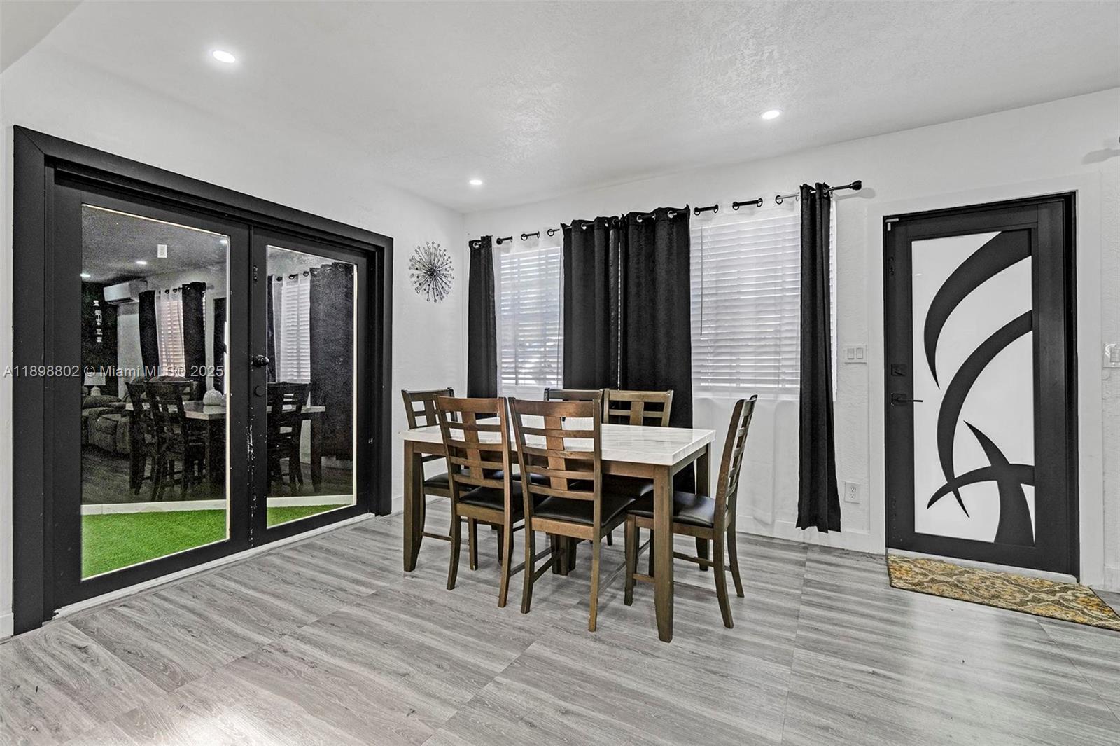 MIAMI GARDENS ESTATES SEC - Residential